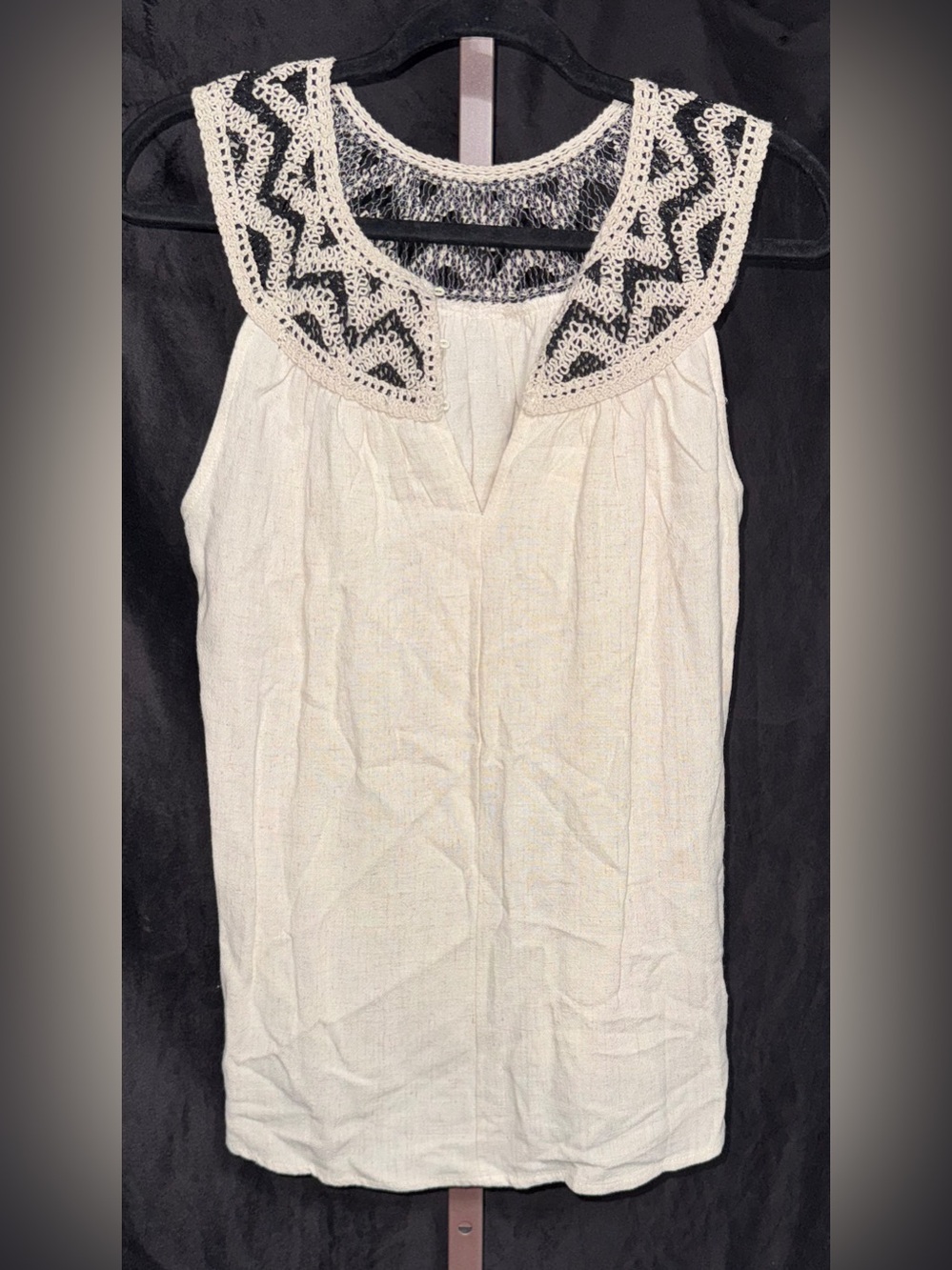 hazel Cream Crochet-Yoke Sleeveless Camisole size M